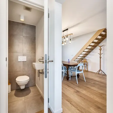 شقة Espresso Duplex App Aan Zee Met Terras & Parking *